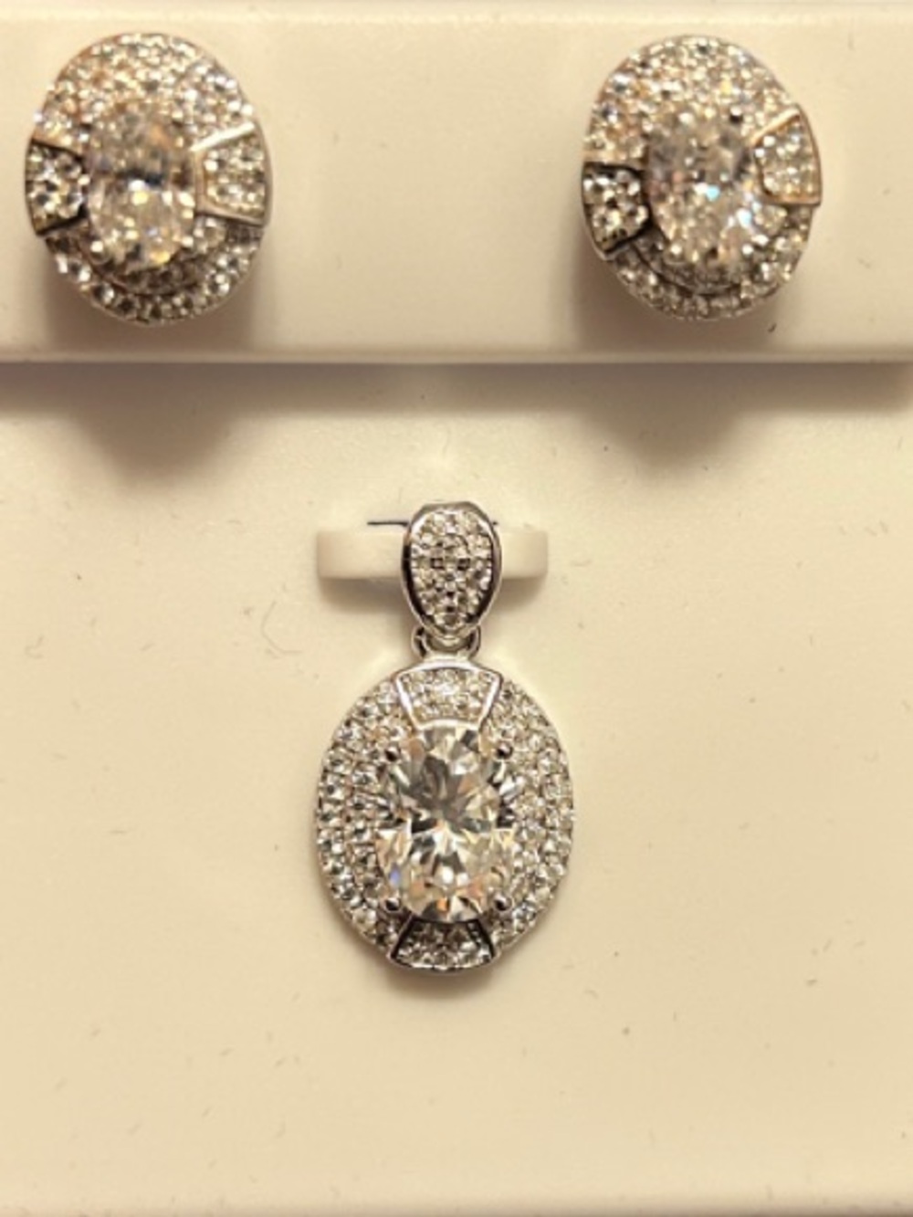925 Sterling Silver Moissinate Oval Halo Stud Earrings and Pendant Set NWT
